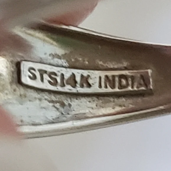 Size 10, 14K White Gold Blue Sapphire & Diamond Ring, Excellent pre-owned condit - Picture 5 of 8